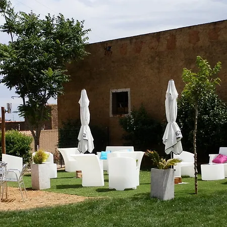 ホテル El Comendador Añón