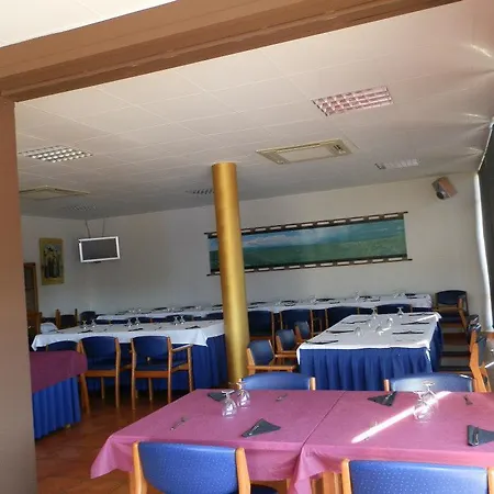 ホテル El Comendador 2*